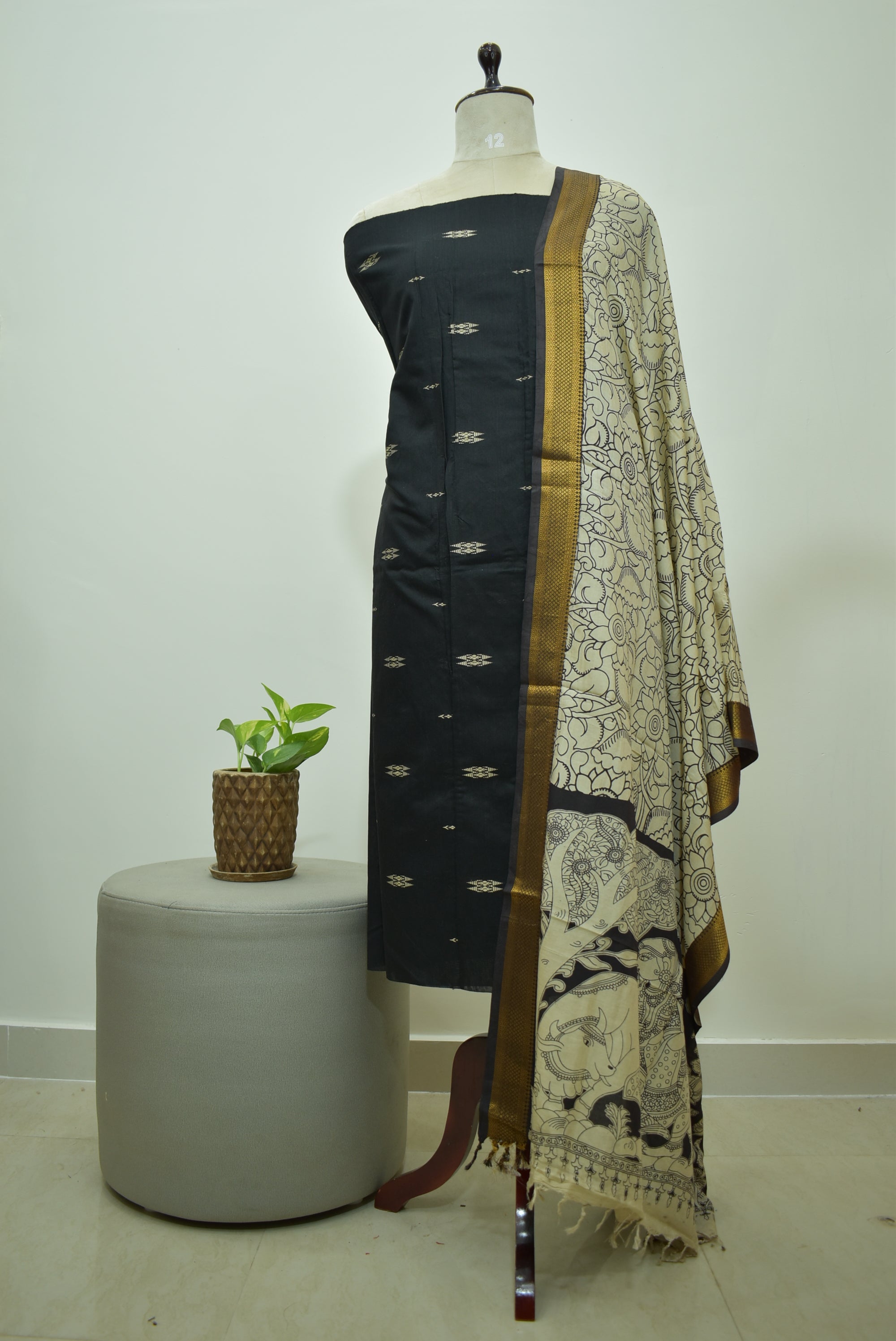 Black Beige Raw Silk 2pcs Set