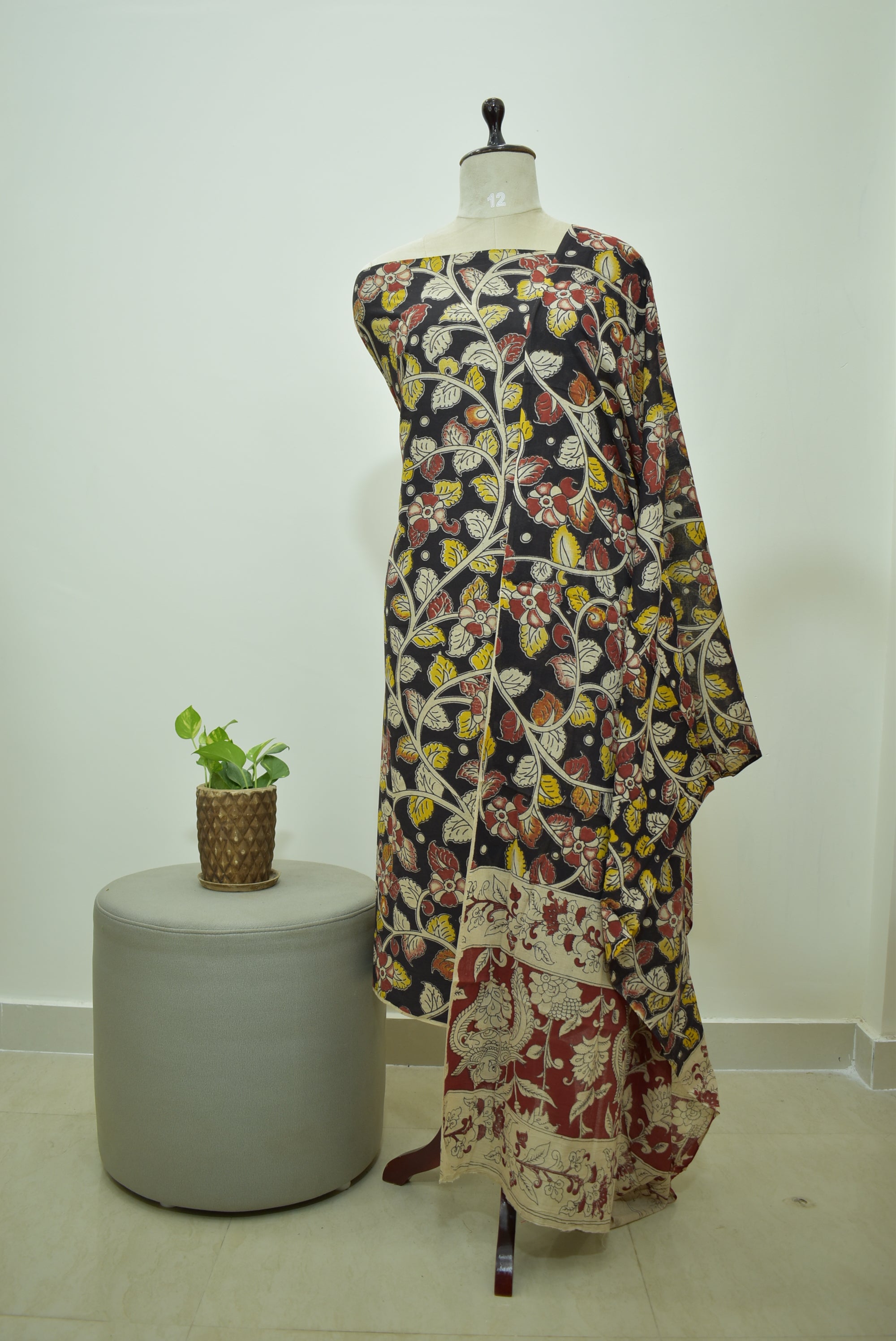 Black Kalamkari 2pcs Set