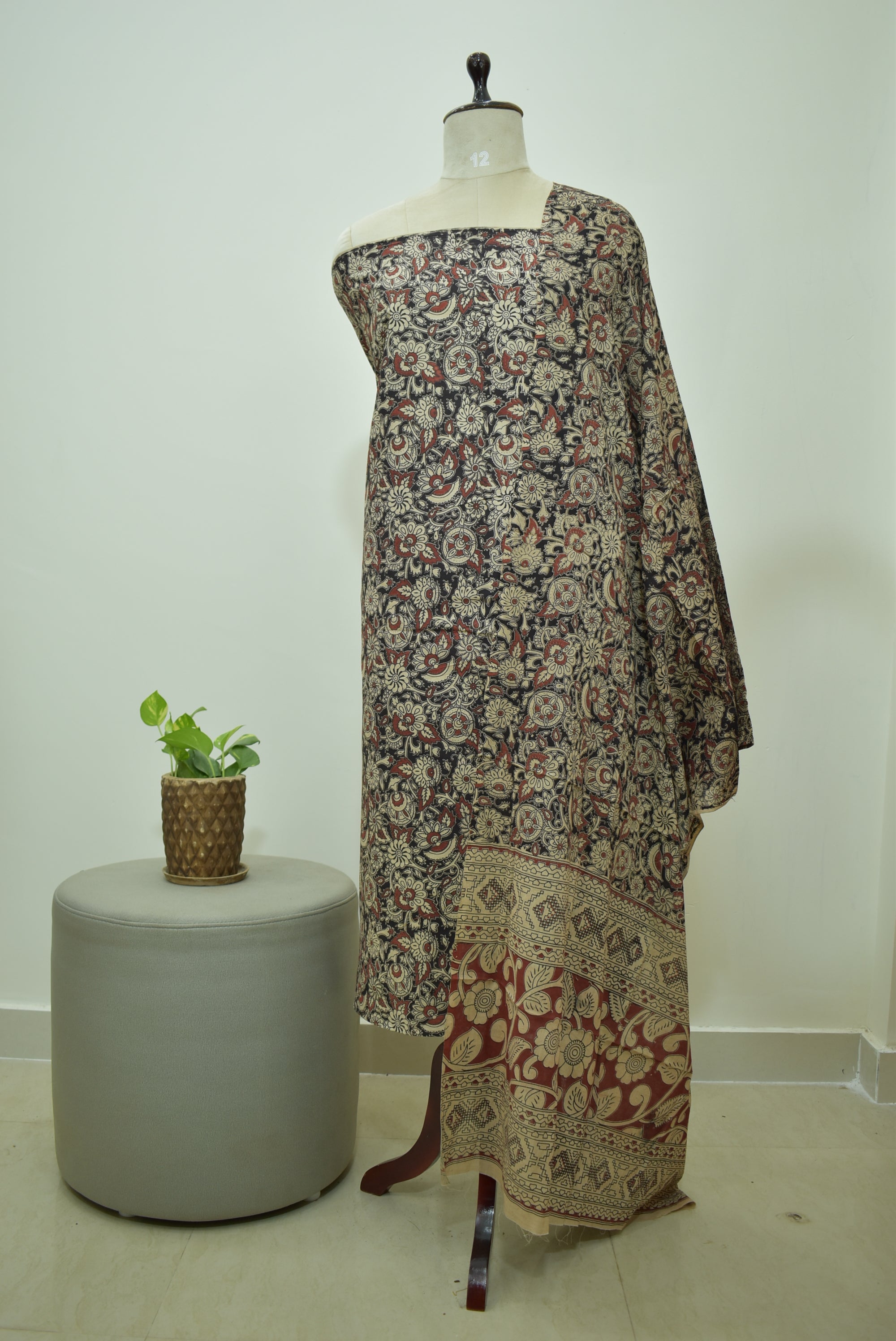 Black Red Kalamkari 2pcs Set